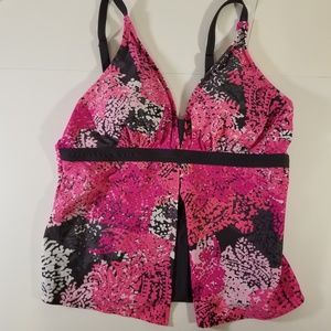 LIKE NEW Free Country swimsuit top